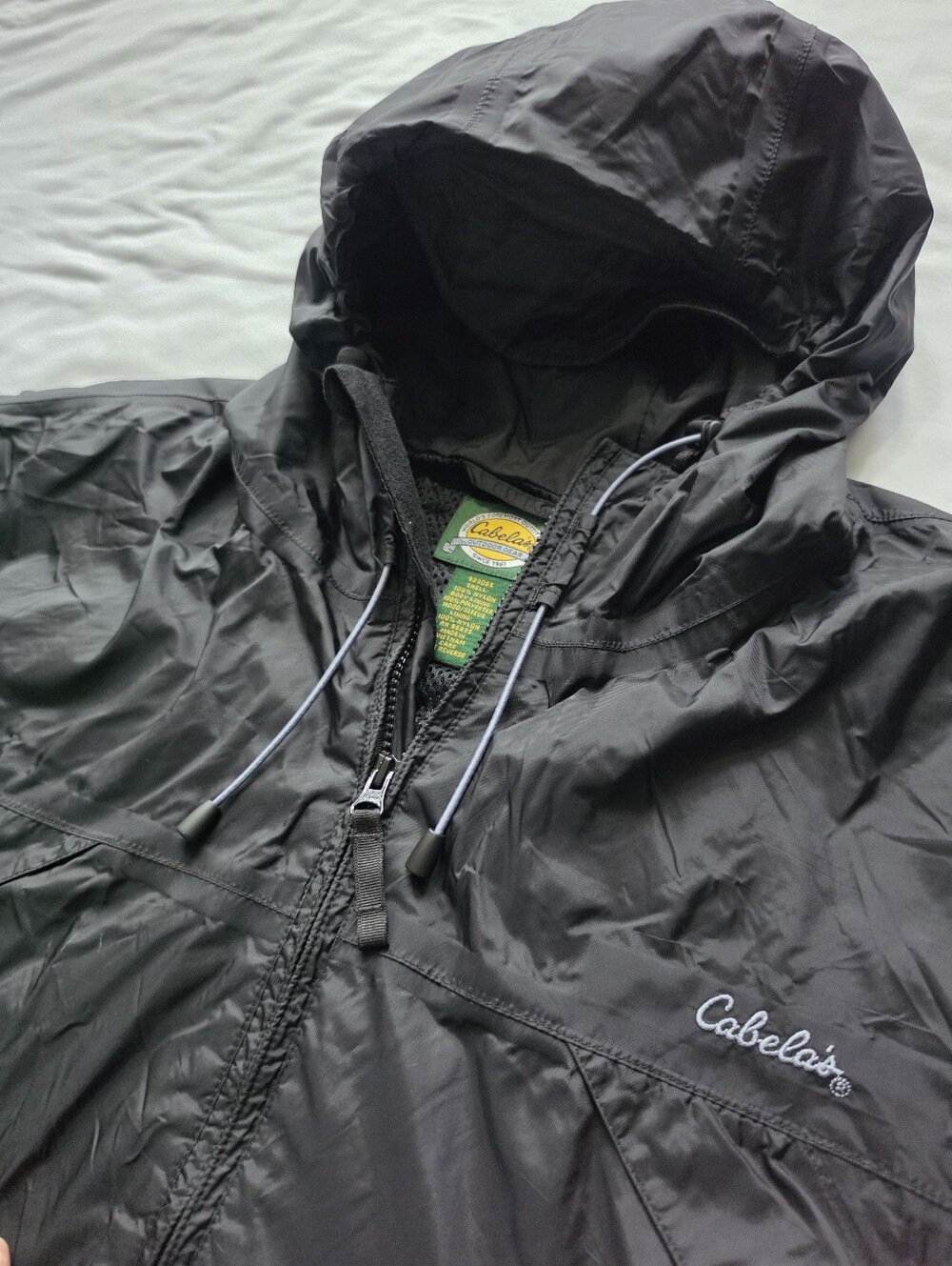 Cabela’s Packable Black Hooded Rain Jacket Windbreaker Men’s 2XL